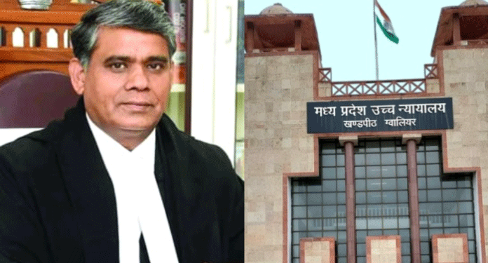 چیف جسٹس کی سرکاری قیام گاہ سے مندر ہٹانے کی مخالفت