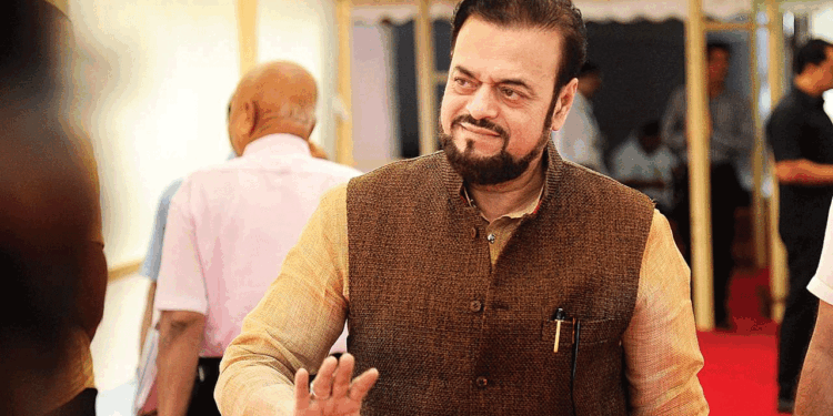 گئو رکشا کے نام پر غنڈہ گردی کی جارہی ہے-ابوعاصم اعظمی