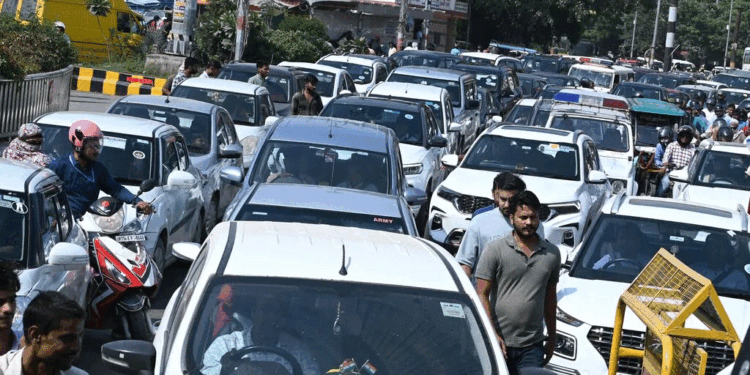 پریاگ راج میں 3 دنوں کی راحت کے بعد پھر ٹریفک جام کا سامنا
