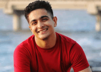 فحش تبصرہ میں پھنسا یوٹیوبر سپریم کورٹ پہنچا