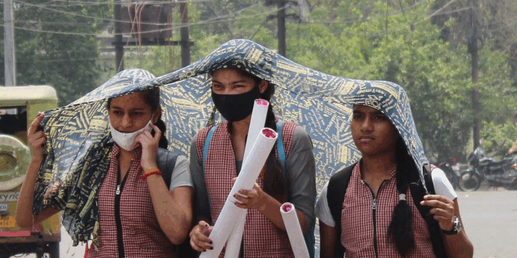 ہریانہ میں گرمی سے بچاؤ کے لیے اسکولوں کو سخت ہدایات