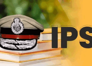 یوپی میں14 آئی پی ایس افسران کے تبادلے کا حکم