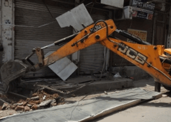 دہلی میں پھر بلڈوزر کارروائی