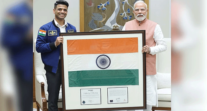 ہندوستانی خلا باز شبھانشو شکلا وزیر اعظم مودی سےملے