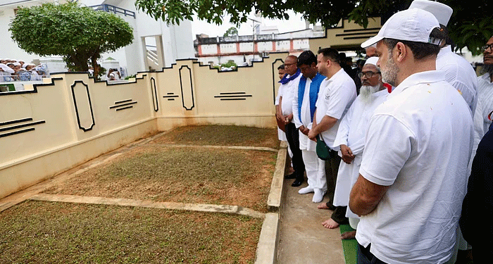 راہل گاندھی اور تیجسوی یادو کا خانقاہ رحمانی کا دورہ