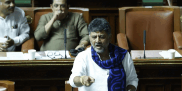 آر ایس ایس کا ترانہ گانے کے لیے ڈی کے شیوکمار نےانڈیا بلاک سے معافی مانگی