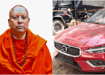 خودساختہ گاڈمین سوامی چیتنانند سرسوتی عرف پارتھ سارتھی کیخلاف جنسی ہراسانی کامقدمہ