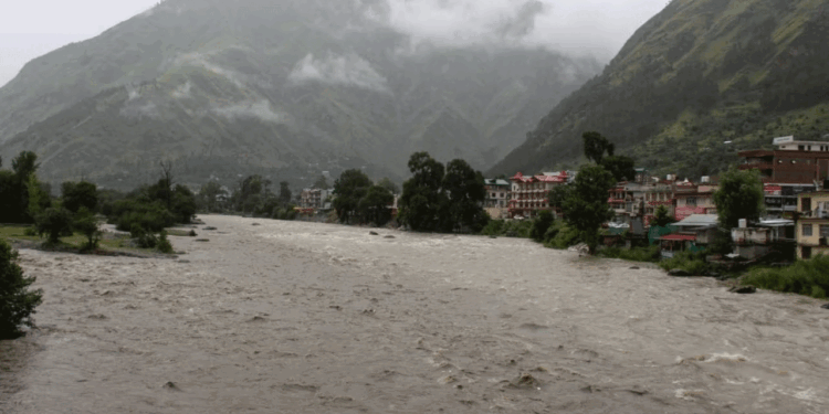 ہماچل پردیش میں شدید بارش کا سلسلہ جاری