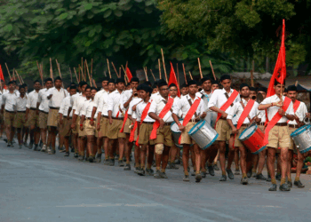 آر ایس ایس کی وجے دشمی تقریب میں سی جے آئی گوائی کی والدہ مدعو