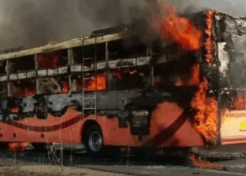 جیسلمیر  میں بس میں آگ لگنےسے  20  افراد ہلاک , متعدد زخمی