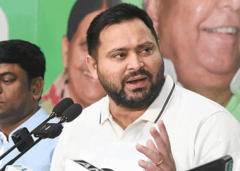 ہمارےوالد نے فرقہ پرست طاقتوں سے کبھی سمجھوتہ نہیں کیا-تیجسوی