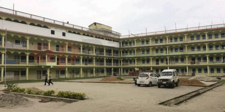 اروناچل پردیش کے معروف اسکول کے واش روم میں 19 سالہ طالب علم کی لاش برامد