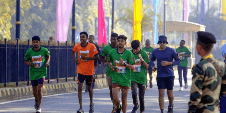 بی ایس ایف کے قیام کے 60 سال مکمل ہونے پر شاندار بی ایس ایف میراتھن کا انعقاد