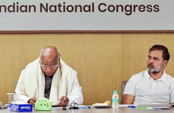 کانگریس کا  ایس آئی آر کے خلاف عظیم الشان ریلی منعقد کرنے کا فیصلہ