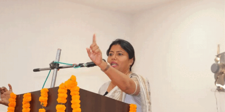 میں ایس آئی آر فارم نہیں بھروں گی۔پلوی پٹیل