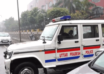 نوئیڈا میں کئی معروف پرائیویٹ اسکولوں کو بم سے اُڑانے کی دھمکی