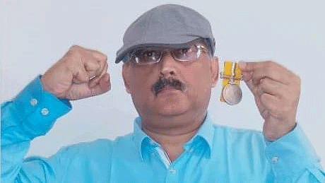 سابق آئی پی ایس افسر امیتابھ داس پولیس  حراست میں