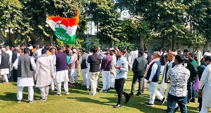 منریگا بچاؤ مہم کے تحت لکھنؤ میں احتجاج