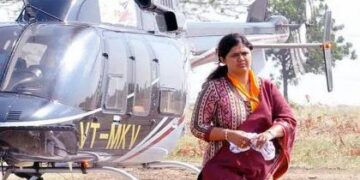 پنکجا منڈے کے ہیلی کاپٹر میں پرواز سے پہلے تکنیکی خرابی