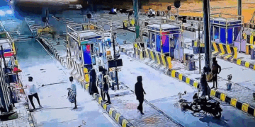 مدھیہ پردیش میں ٹول وصولی کو لے کر بڑا تنازعہ