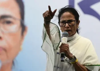 مغربی بنگال میں ووٹنگ کے دوران کم و بیش 10 مقامات پر تشدد کے واقعات