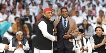 بابا صاحب کے پوتے کی ایس پی سربراہ سے ملاقات