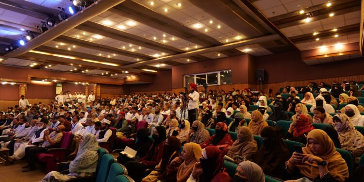 مندروں کی مسماری کی داستانوں کا حقیقی تاریخ سے کوئی تعلق نہیں