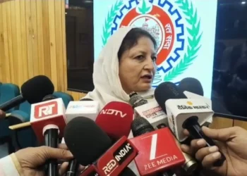 قومی ترانمہ ’وندے ماترم‘ نہیں گانے کے سبب2 خاتون کونسلروں کے خلاف کیس درج