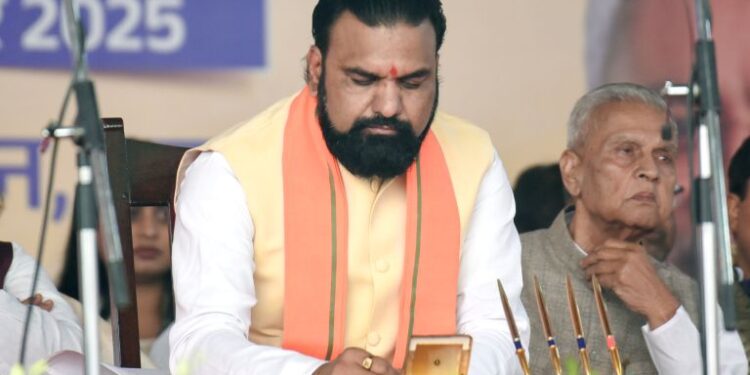 وزیر اعلیٰ سمراٹ چودھری نے داخلہ سمیت 29 محکمے رکھے اپنے پاس