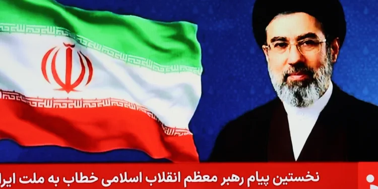 ایرانی سپریم لیڈر مجتبیٰ خامنہ ای نے کا امریکہ کے خلاف سخت موقف