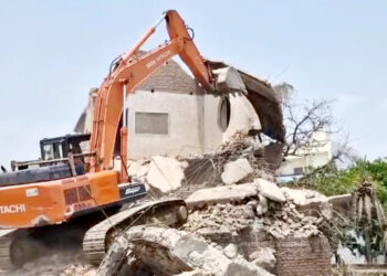 مرادآباد میں مدرسہ جامعہ عربیہ حیات العلوم کے خلاف انتظامی کارروائی
