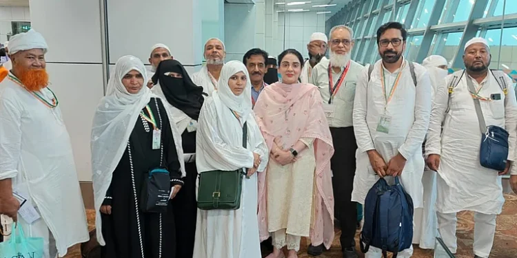 دہلی سے حج پروازوں کا پہلا مرحلہ مکمل
