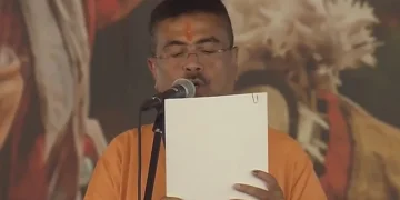 مغربی بنگال میں  سویندو ادھیکاری کی وزیر اعلی کے طور پر حلف برداری  