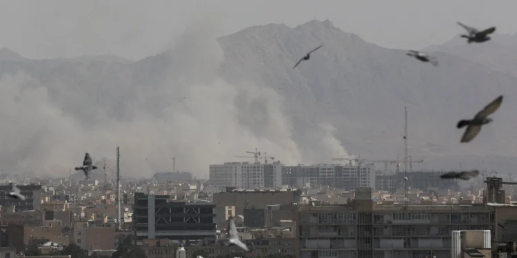 امریکہ اور ایران کے درمیان جاری جنگ کا بالآخر اختتام