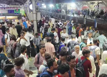 یوپی پولیس کانسٹیبل امتحان میں ’اوور کوالیفائڈ‘ امیدواروں کی بھیڑ