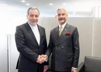جے شنکر کی عمان اور ایران کے وزرائے خارجہ سے ملاقات