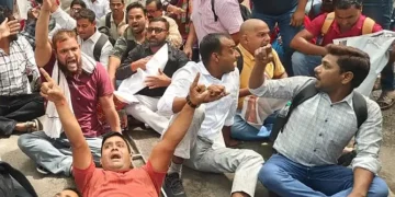 لکھنؤ میں ’ریزرویشن گھوٹالہ‘ پر ہنگامہ