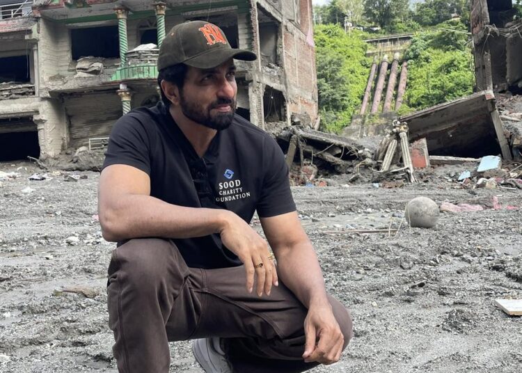 بہار کے سیلاب متاثرین کے لیے سونو سود نے بڑھایا مدد کا ہاتھ