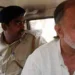 صحافی ترون تیج پال نے پولیس کے سامنے کی خود سپردگی