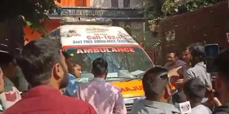 دہلی میں سرکاری اسکول کی 12 ویں کی طالبہ نے خود کو لگائی آگ، موقع پر ہی موت