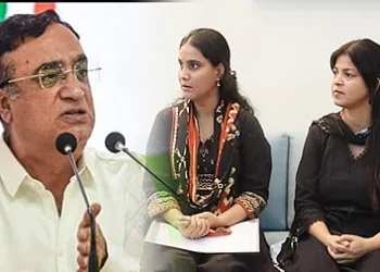 خاتون صحافیوں شاہین اور نفیسہ کے ساتھ دہلی پولیس کی مبینہ بدسلوکی کا معاملہ